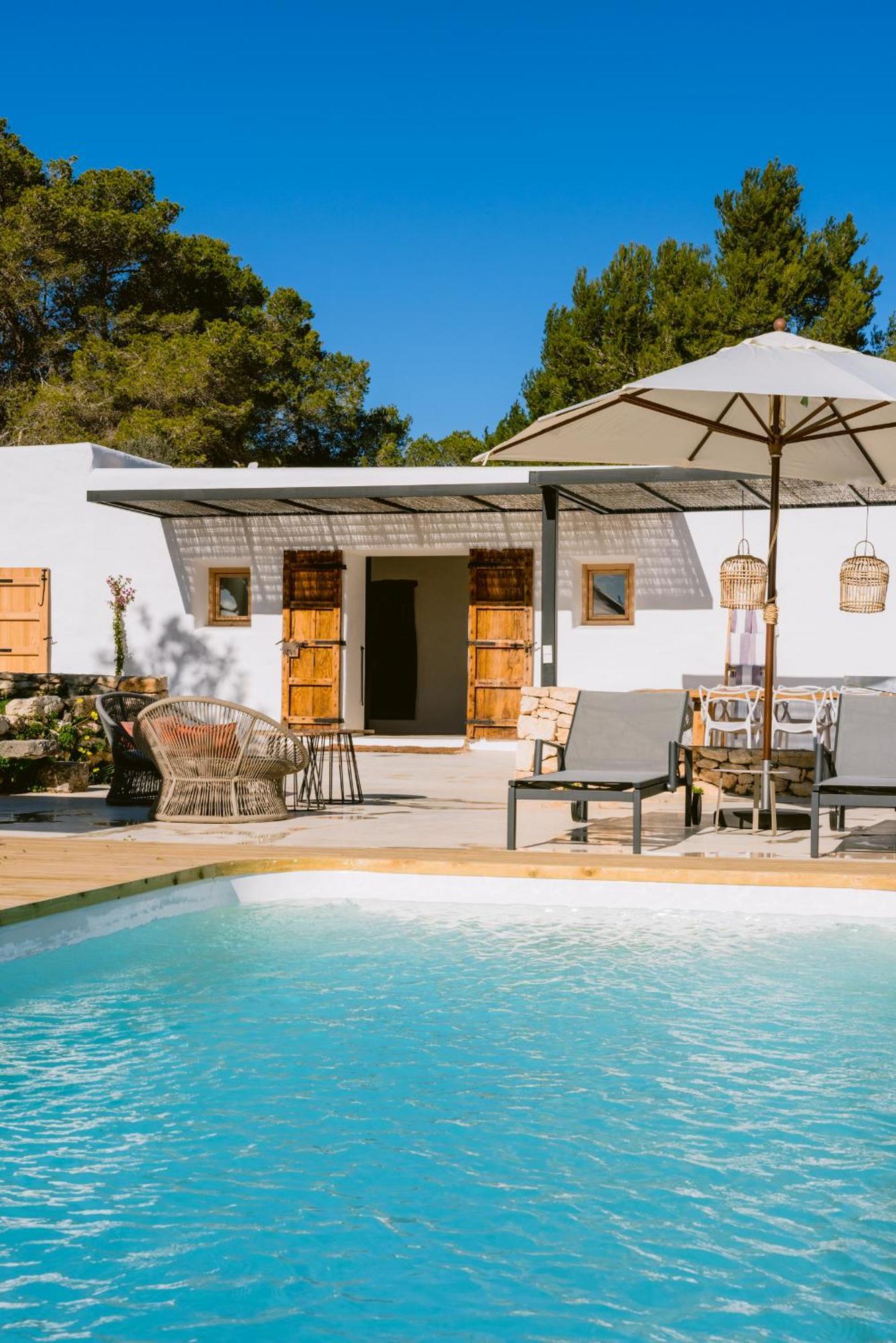 Es Pujolet Renovada 100 Porcien Un Refugio De Paz En El Corazon De Ibiza Piscina Ac Diseno Tranquilidad El Verdadero Ibiza * Sant Joan De Labritja