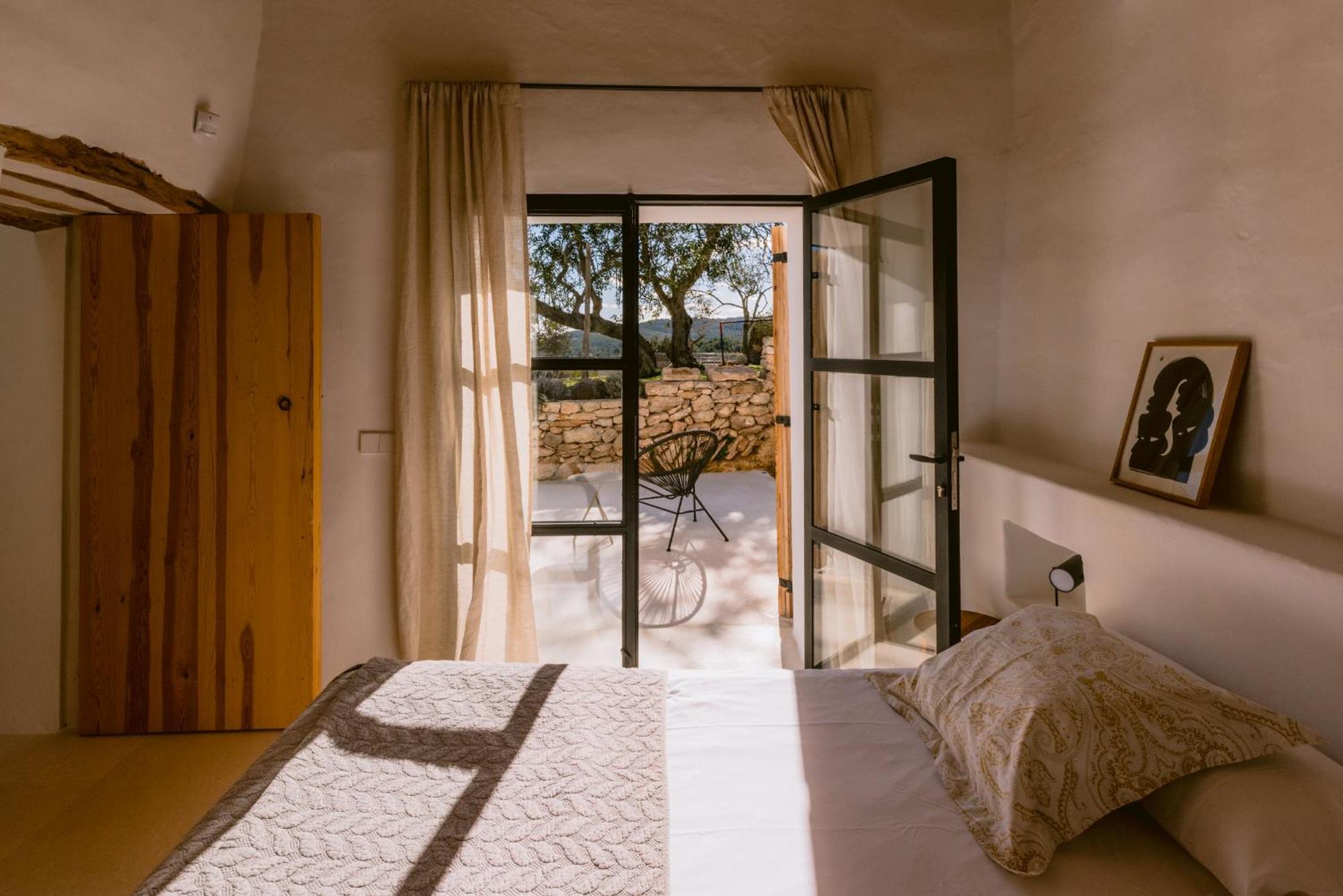 Es Pujolet Renovada 100 Porcien Un Refugio De Paz En El Corazon De Ibiza Piscina Ac Diseno Tranquilidad El Verdadero Ibiza * Sant Joan De Labritja