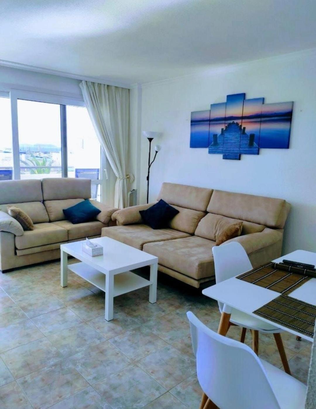Apartment Junto Al Mar Y Montanas *