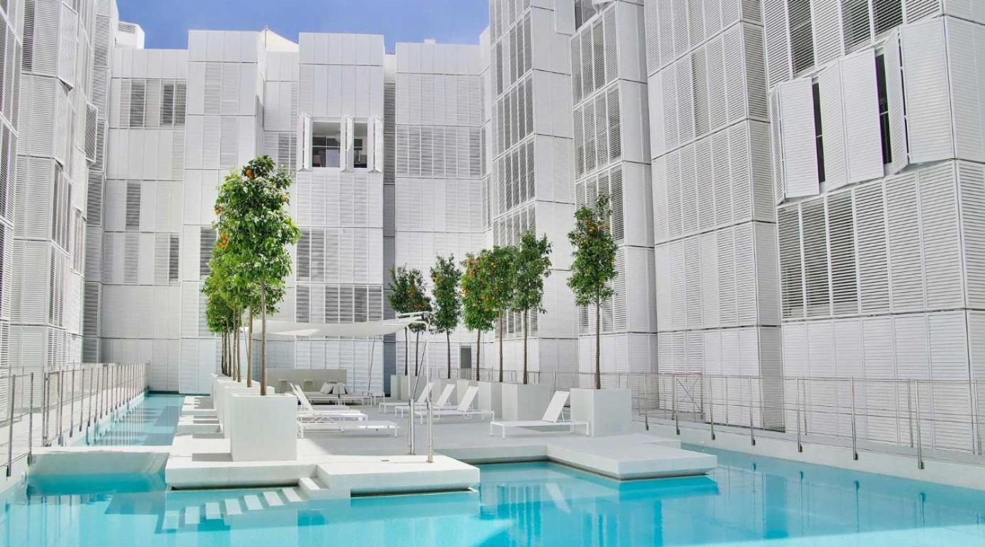 Luxury White Botafoch
