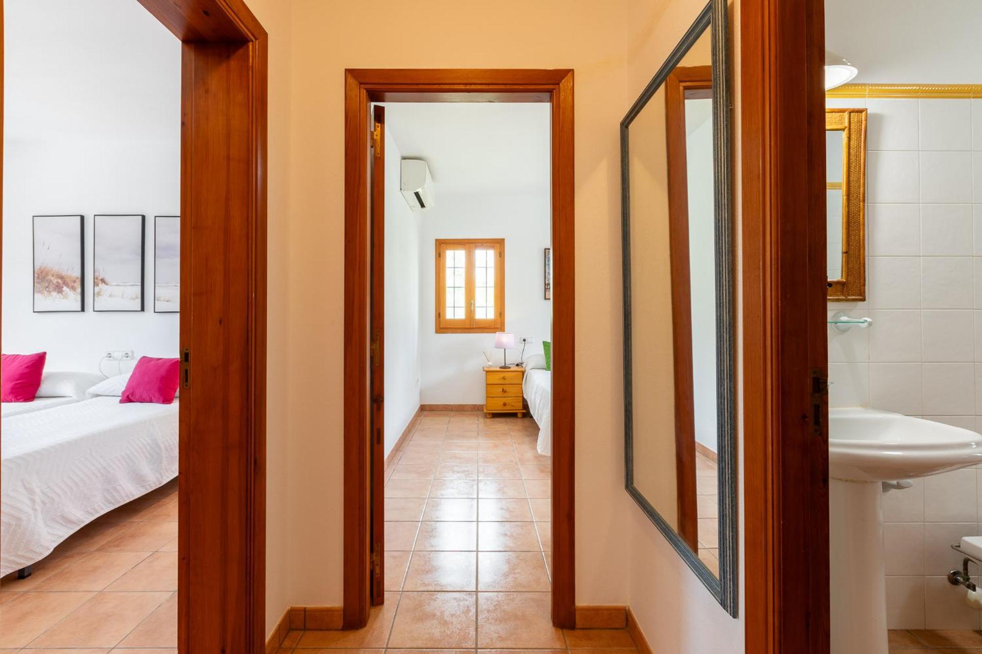 New! Bassetes Villa