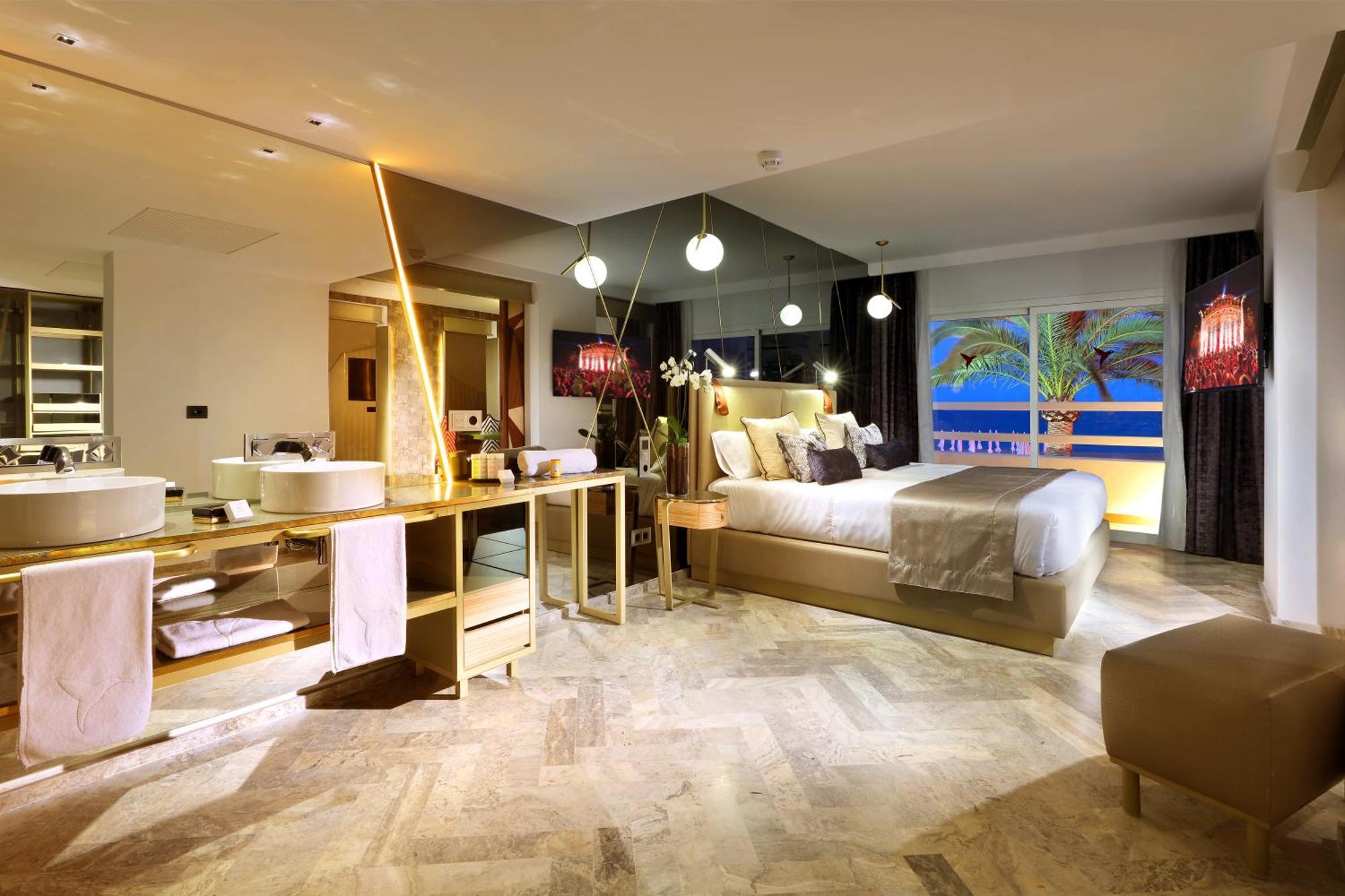 Hotel Ushuaia Ibiza - Adults Only - Club Entrance Included Playa d'en Bossa