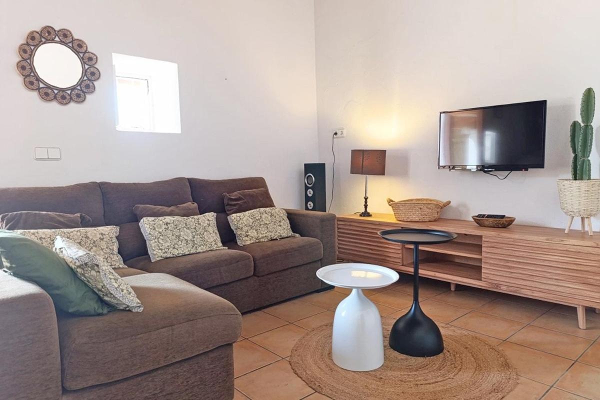 Maison Calme Wifi, Aircon, Private Pool Villa
