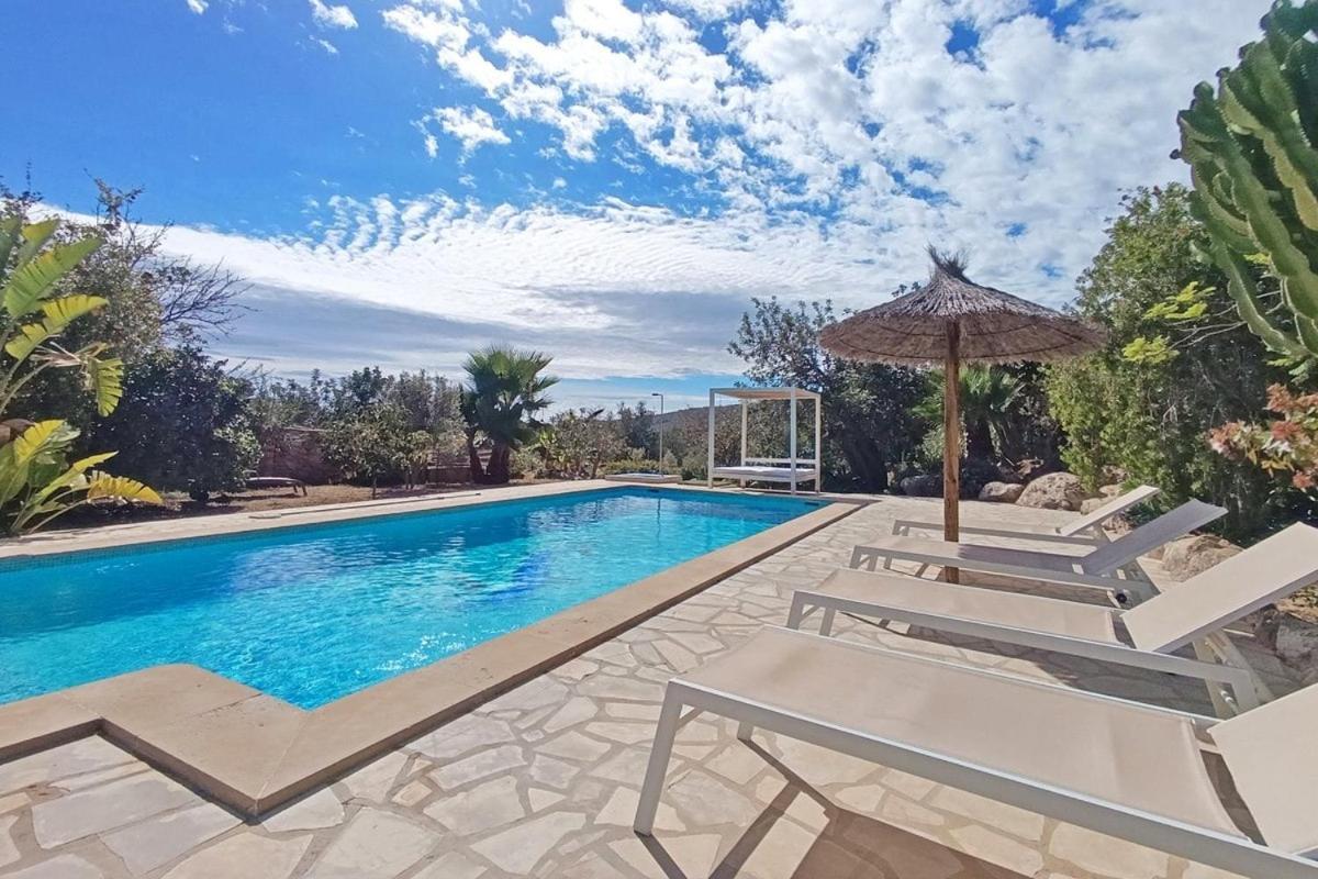 Maison Calme Wifi, Aircon, Private Pool *