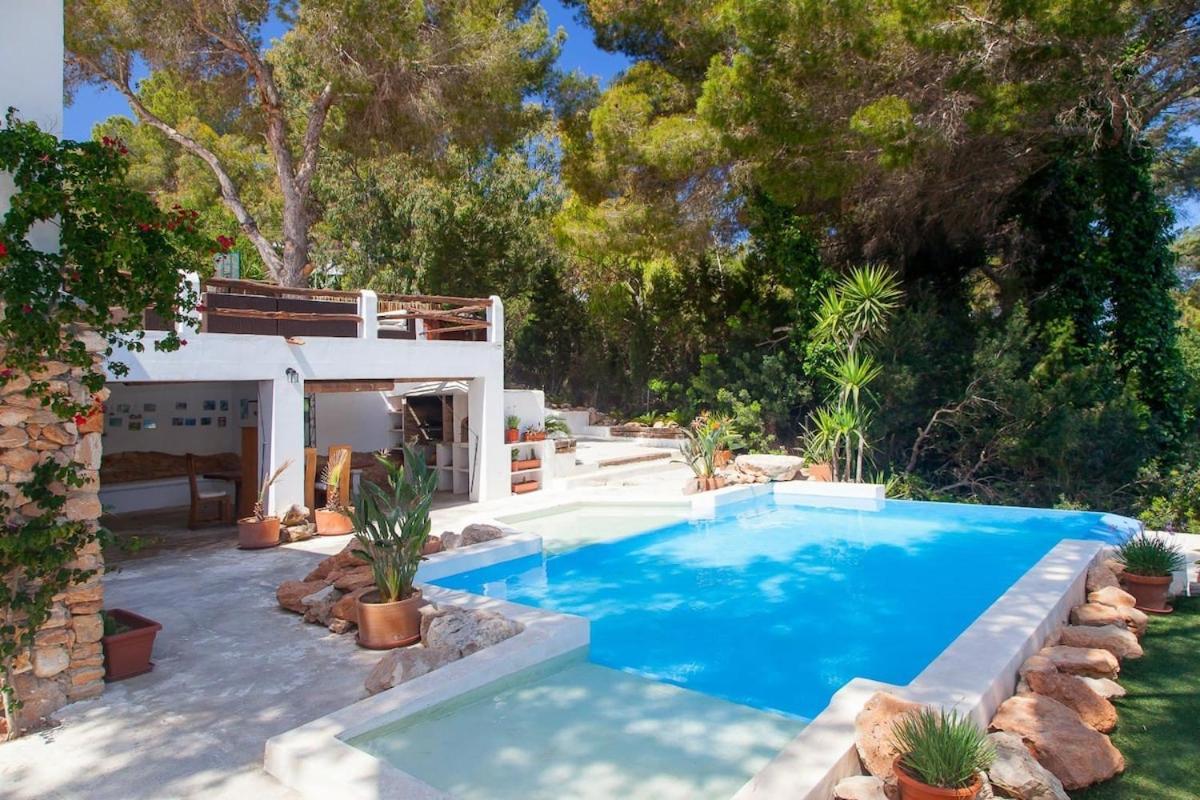 Classic For 12- Pool, Bbq, Big Exterior Area Villa