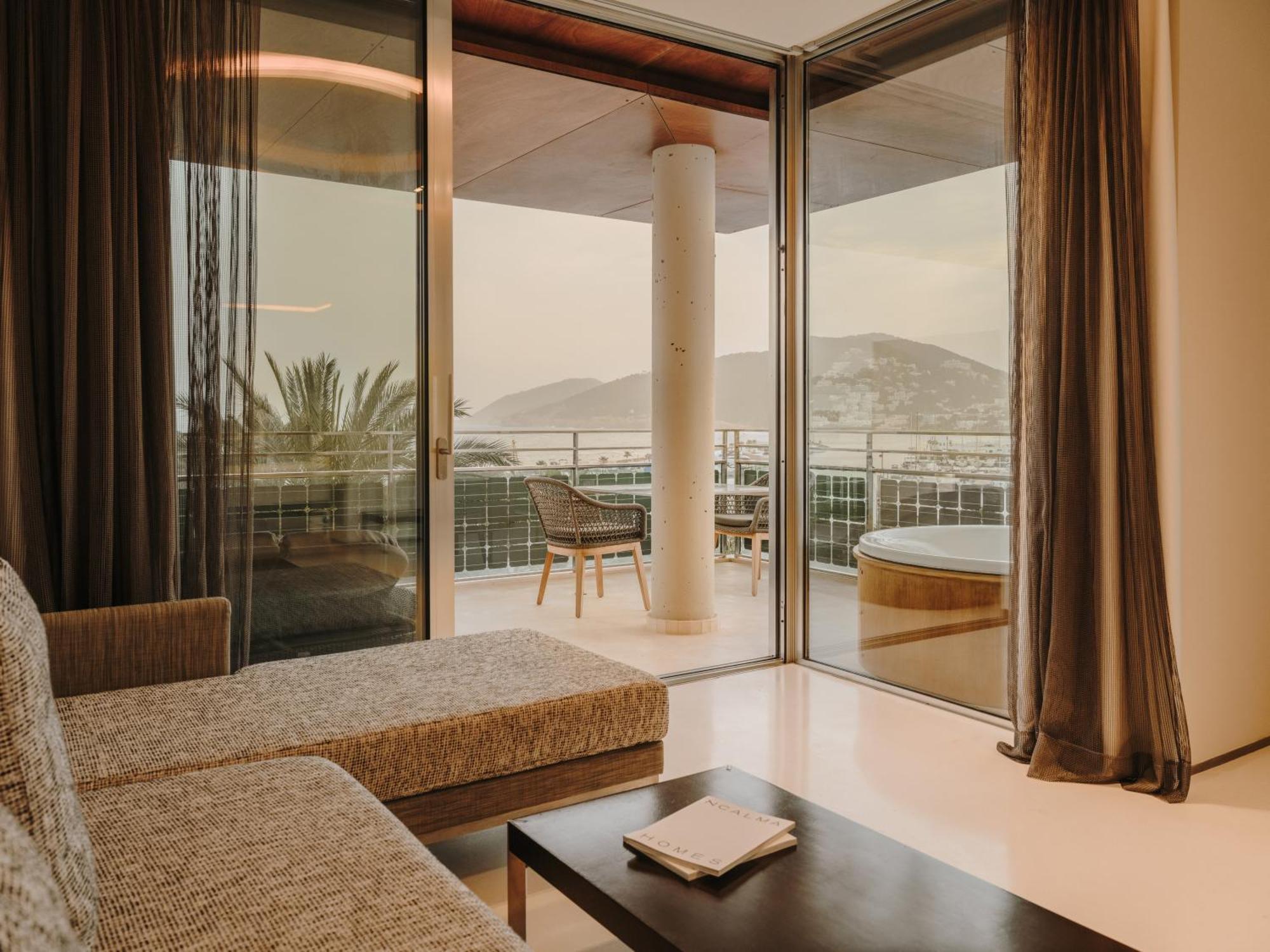 Hotel Aguas De Ibiza Grand Luxe - Small Luxury Of The World Santa Eulària des Riu