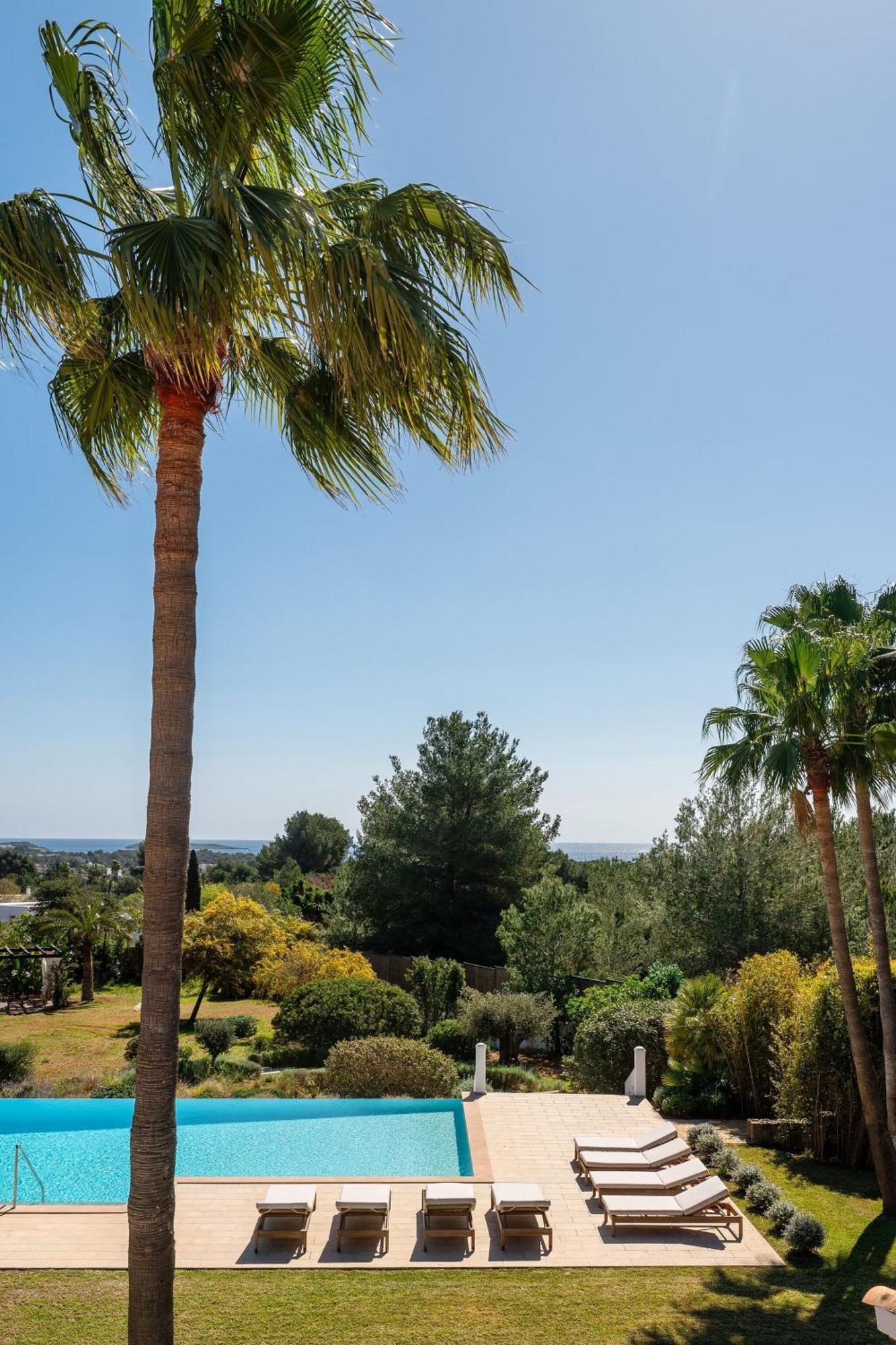 Des Riu * Santa Eulària des Riu