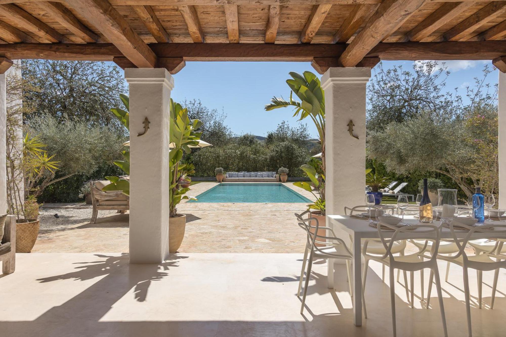 Villa Elegant Blakstad In Ibizas Heart I 4 Bedrooms Private Pool Fenced San Rafael De Sa Creu