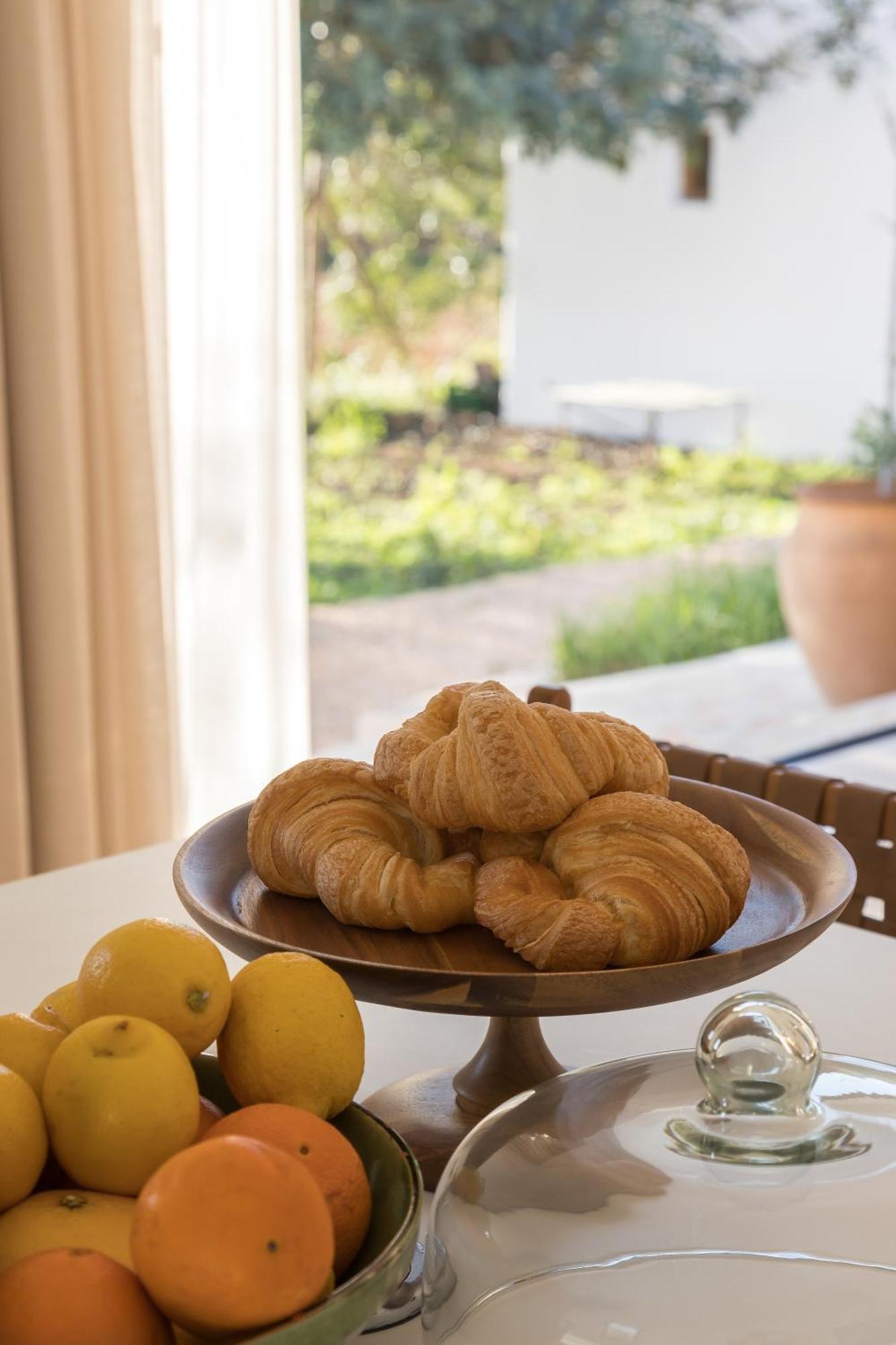Elegant Blakstad In Ibizas Heart I 4 Bedrooms Private Pool Fenced Villa San Rafael De Sa Creu