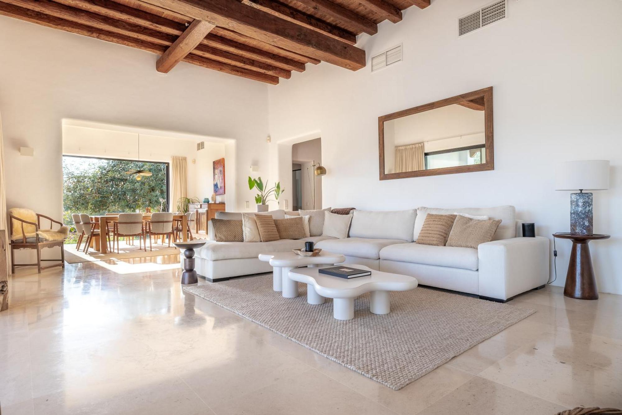 Villa Elegant Blakstad In Ibizas Heart I 4 Bedrooms Private Pool Fenced *