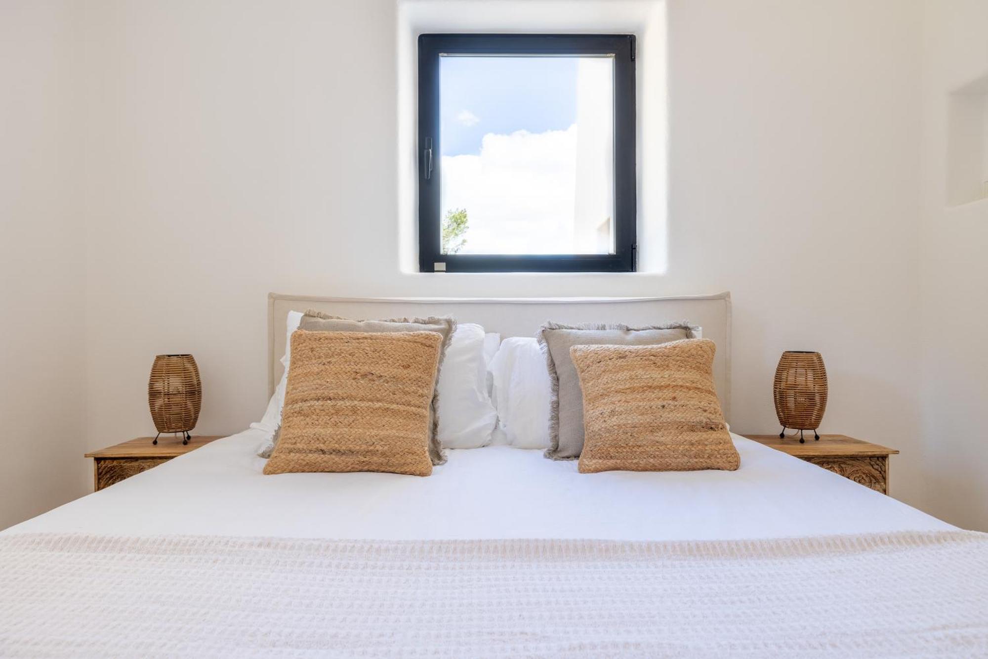 Villa Elegant Blakstad In Ibizas Heart I 4 Bedrooms Private Pool Fenced *