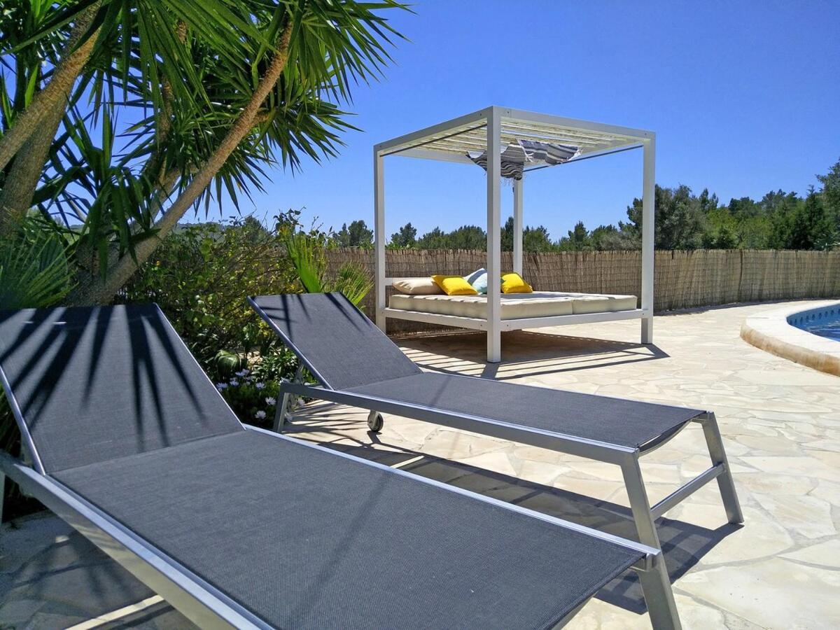 Colonial Wifi, Private Swimmingpool, Aircon Villa