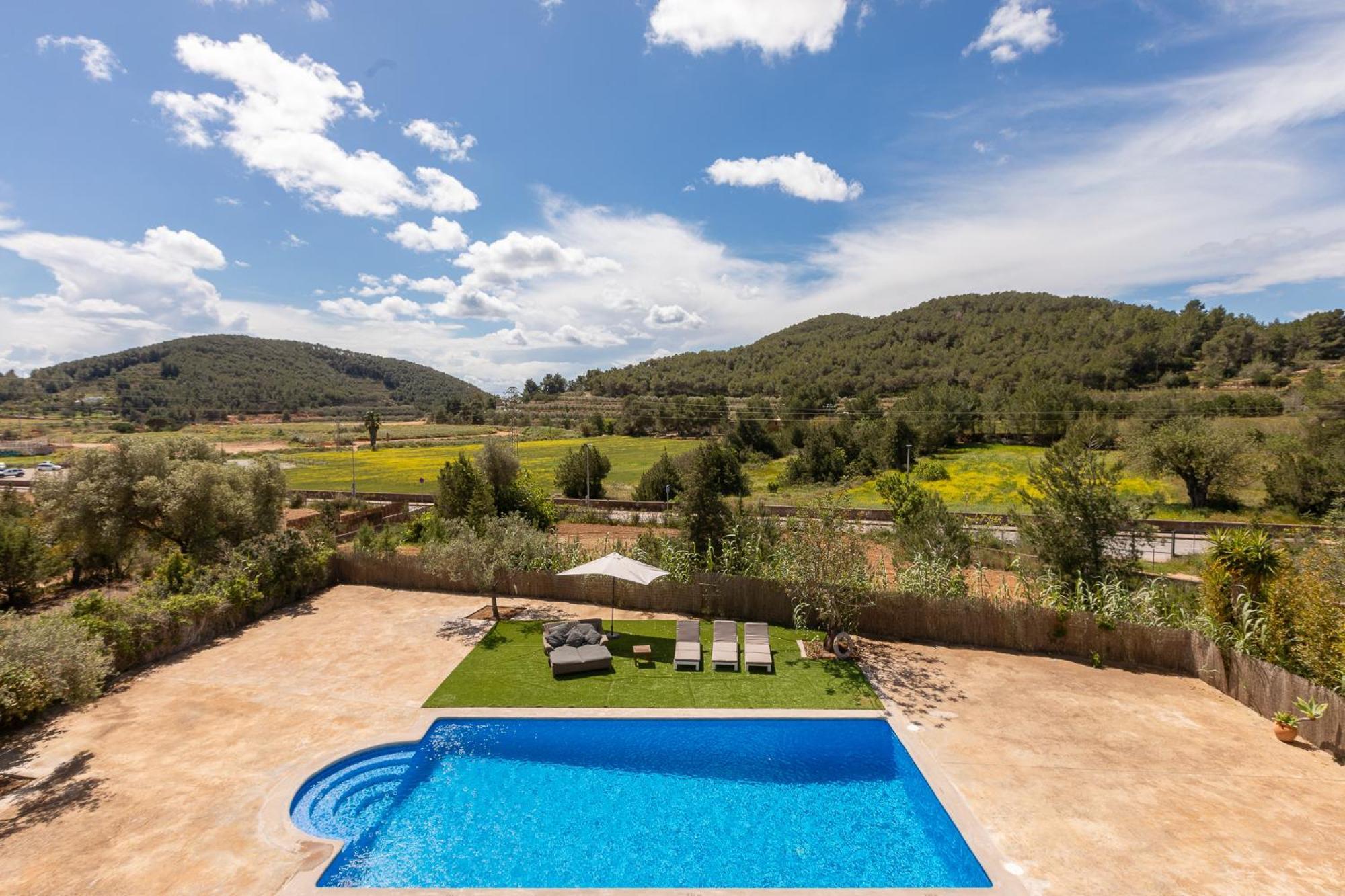 New! Portmany - Villa