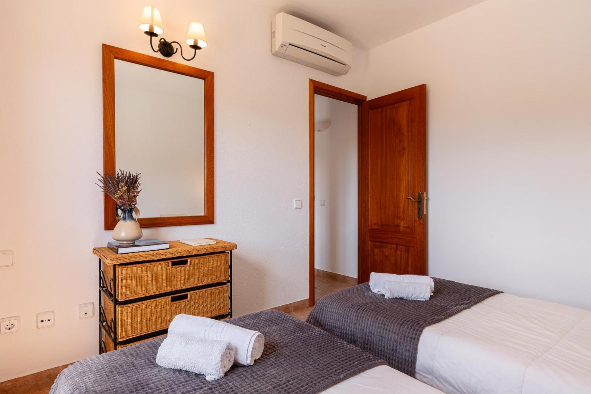 Villa New! Portmany - *