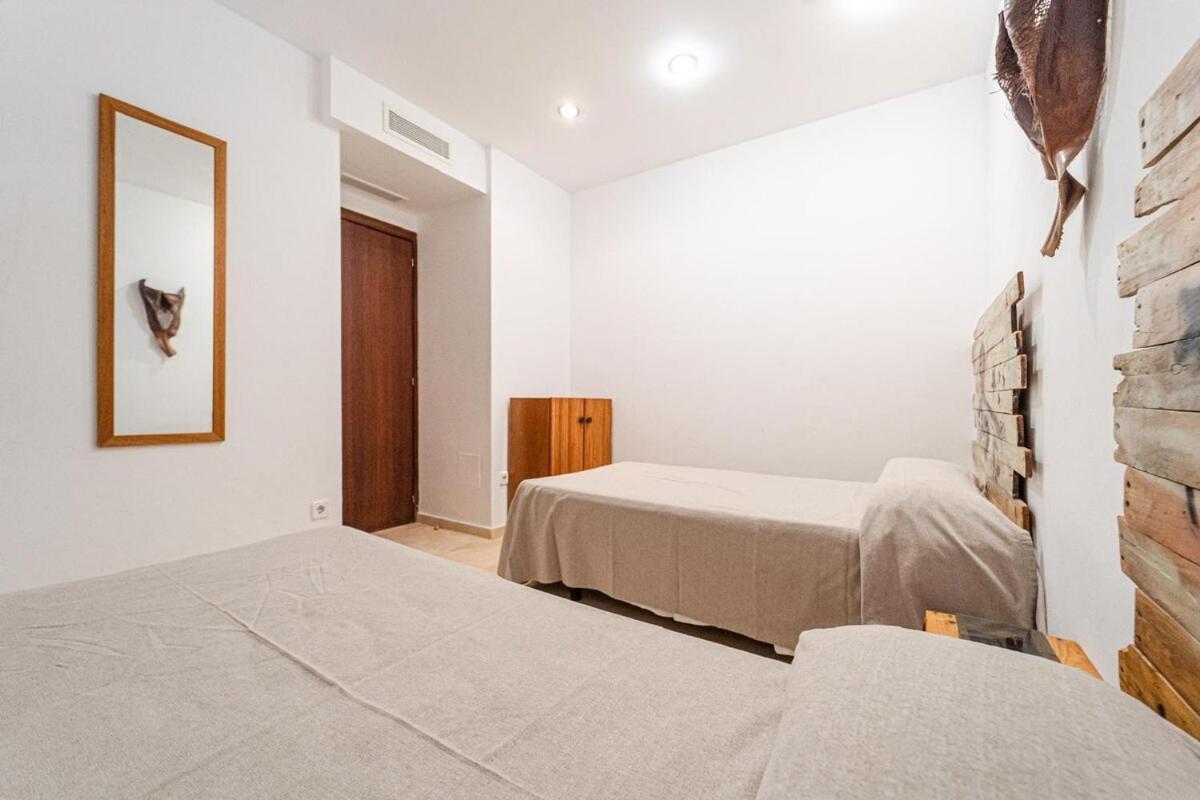 Apartment Amazing Seafront Den Bossa 3 BALEARIC ISLANDS