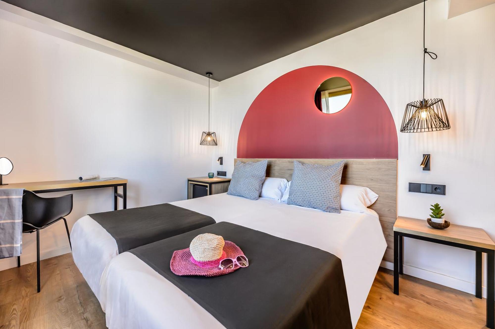 Hotel Vibra District - Adults Only 4*
