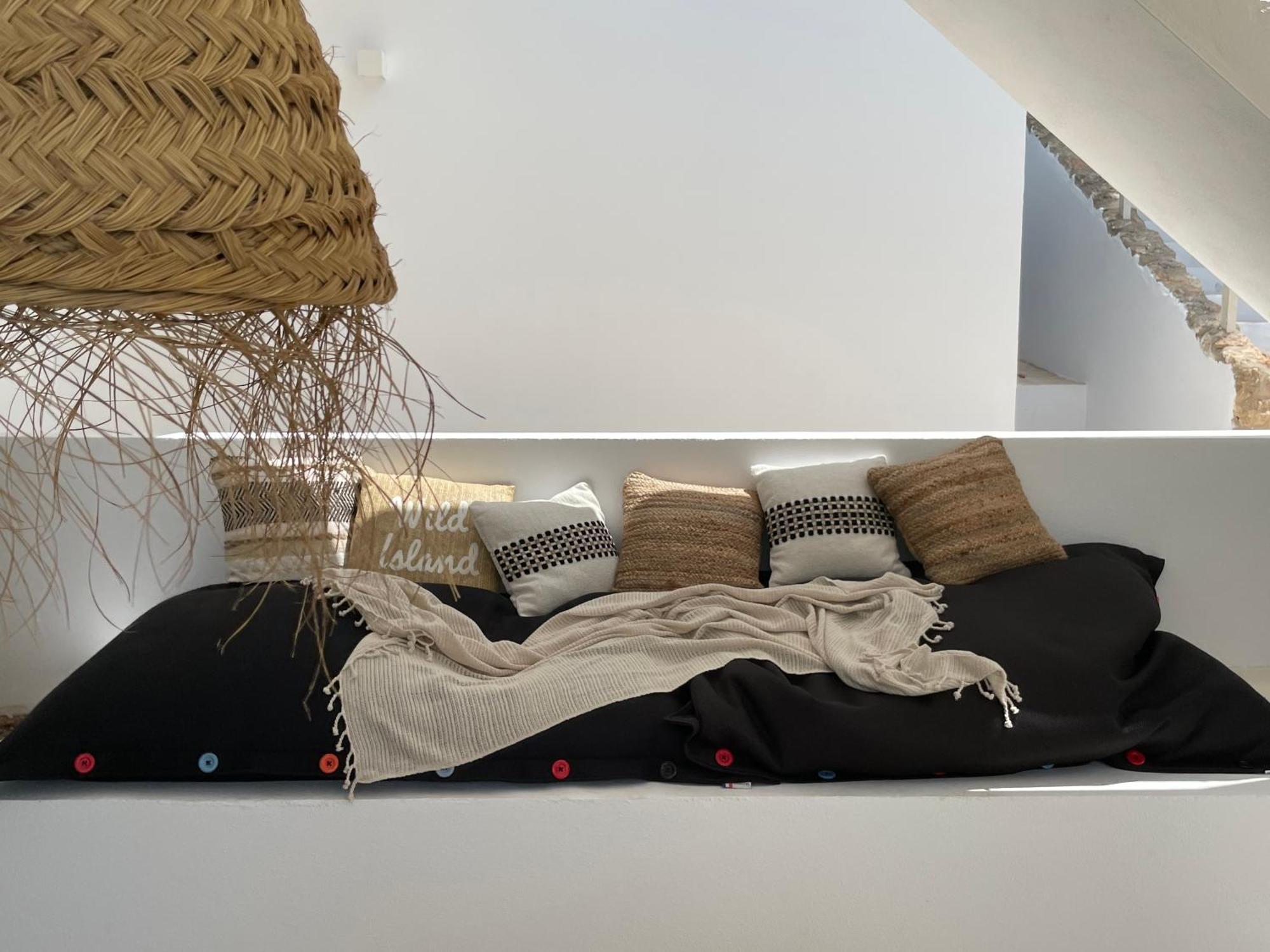 Casa Zita - 6p With Stunning Views * Cala Llonga (Ibiza)