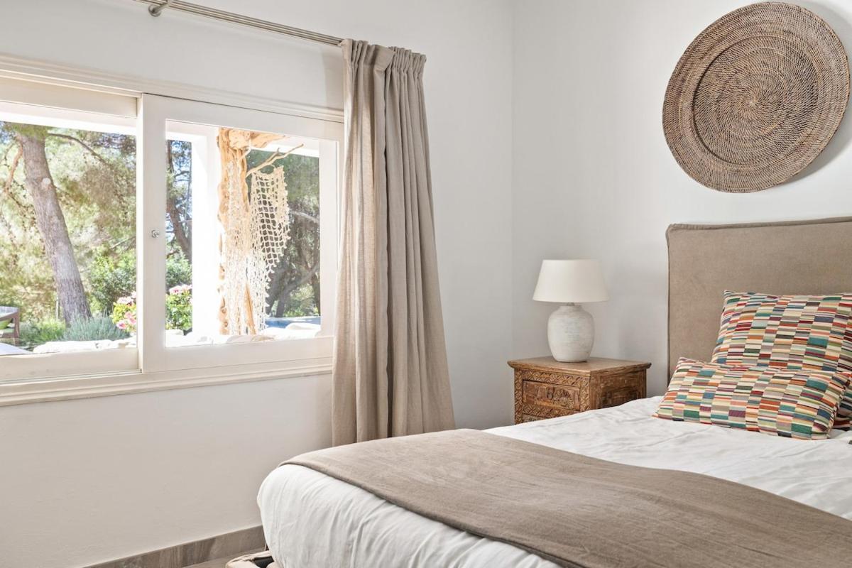 Villa Beautiful 3 Minutes Near Cala Jondal *