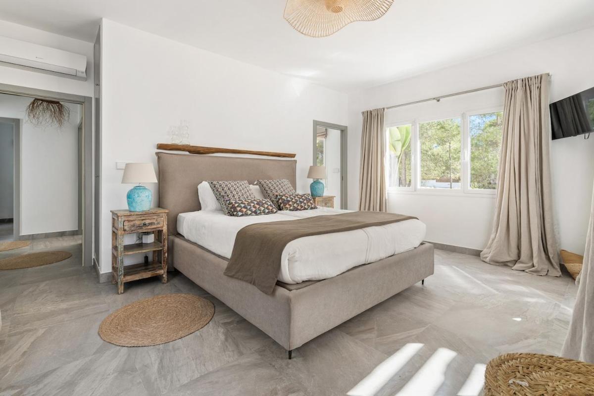 Beautiful 3 Minutes Near Cala Jondal Villa BALEARIC ISLANDS