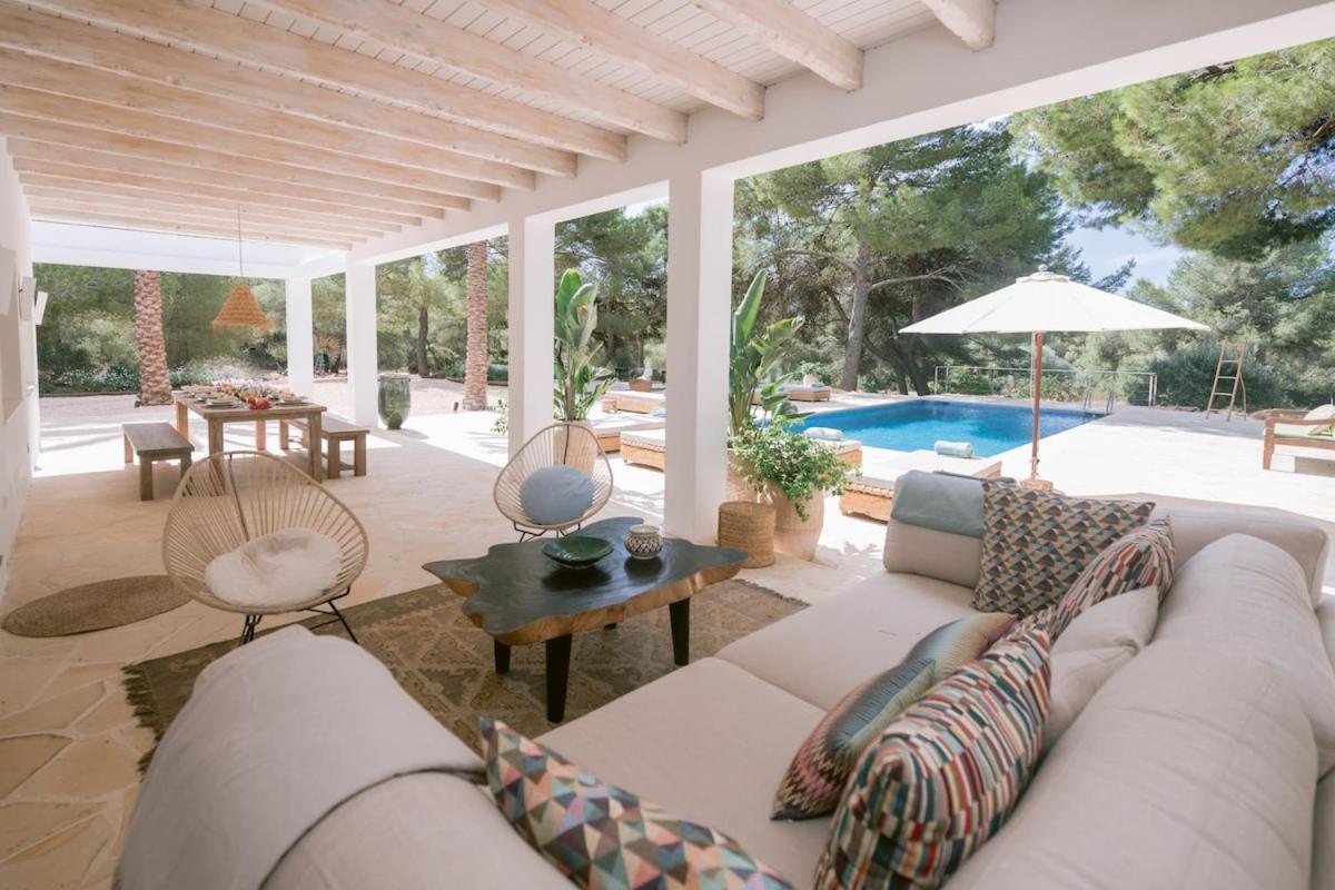 Beautiful 3 Minutes Near Cala Jondal Villa