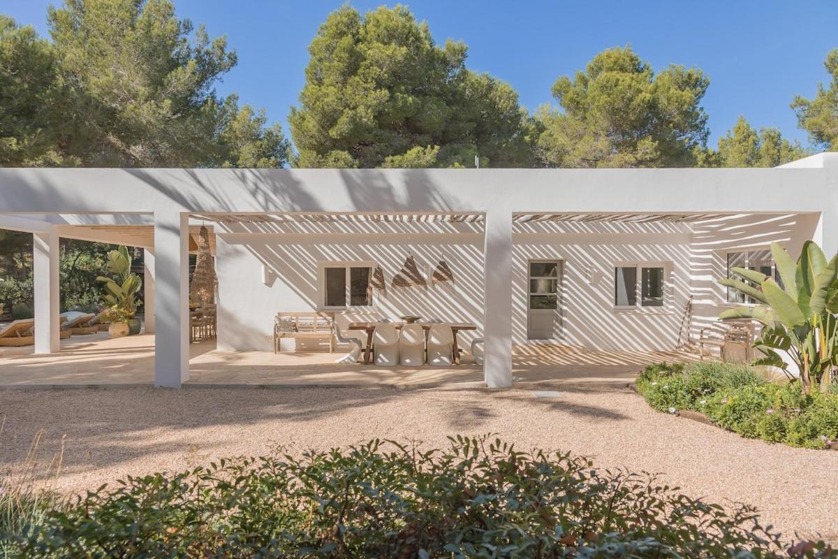 Beautiful 3 Minutes Near Cala Jondal Villa