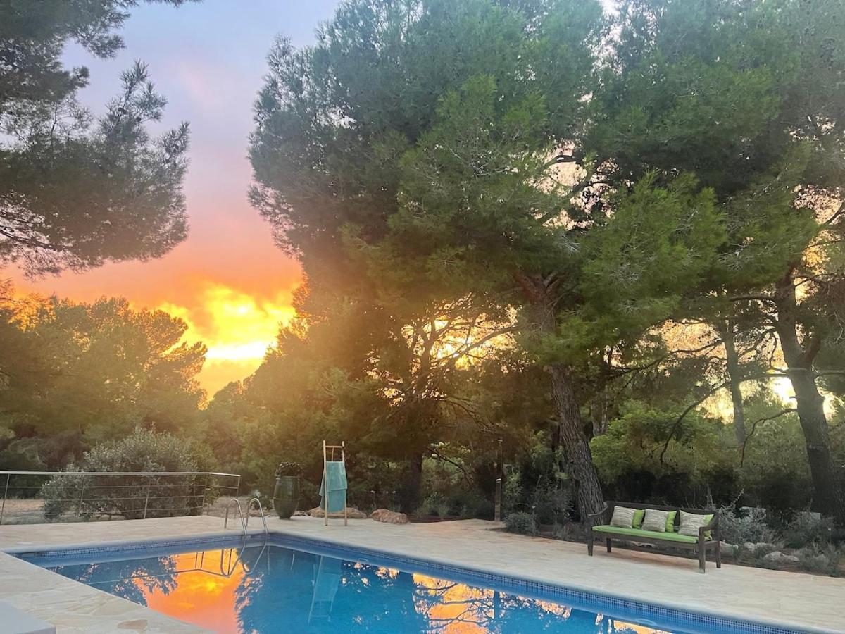 Beautiful 3 Minutes Near Cala Jondal Villa *