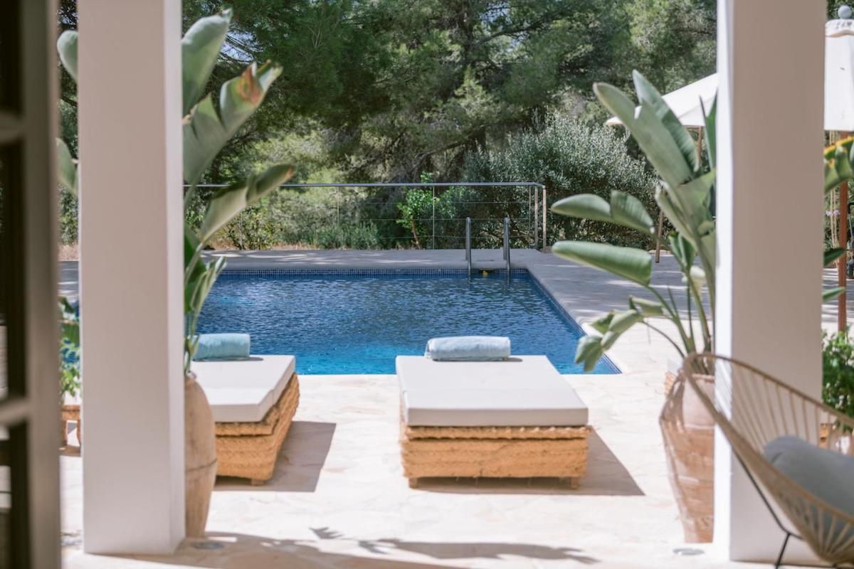 Villa Beautiful 3 Minutes Near Cala Jondal BALEARIC ISLANDS
