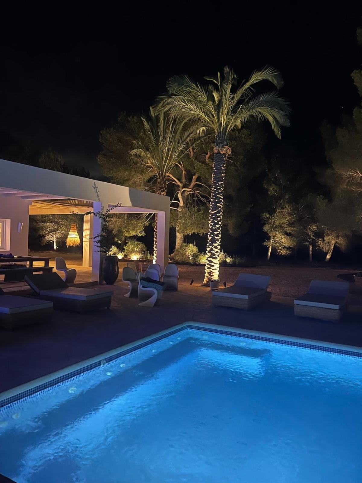 Villa Beautiful 3 Minutes Near Cala Jondal