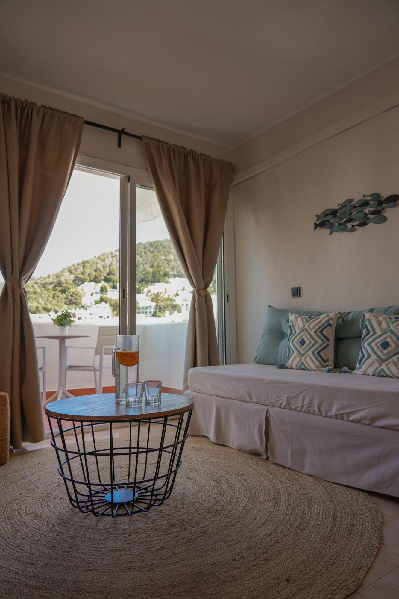 Ses Veles Apartamento Cala Llonga (Ibiza)