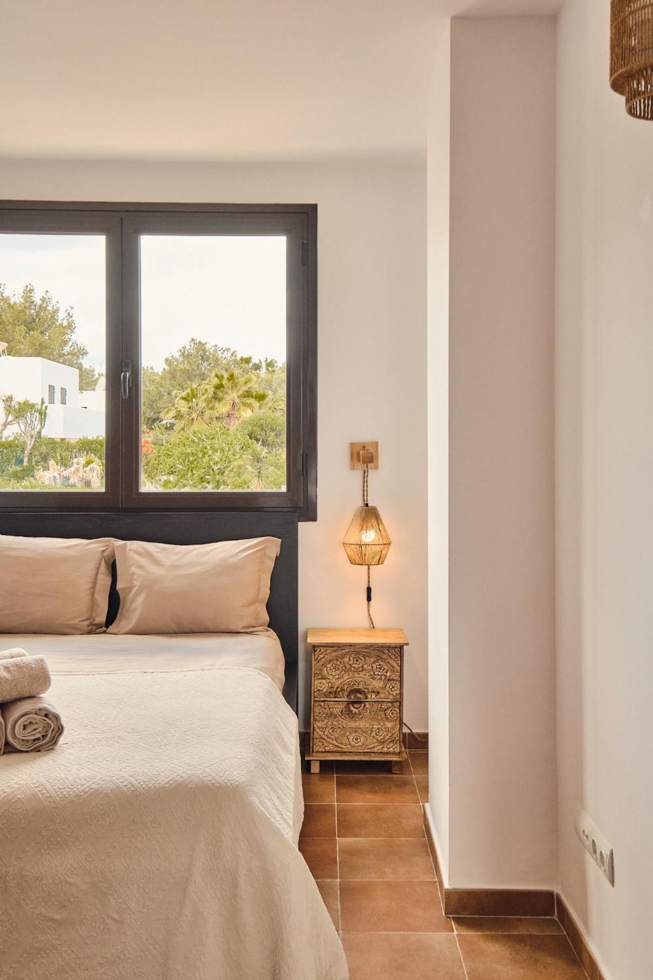 Luxe Met Privezwembad - Sant Antoni View - Oasis
