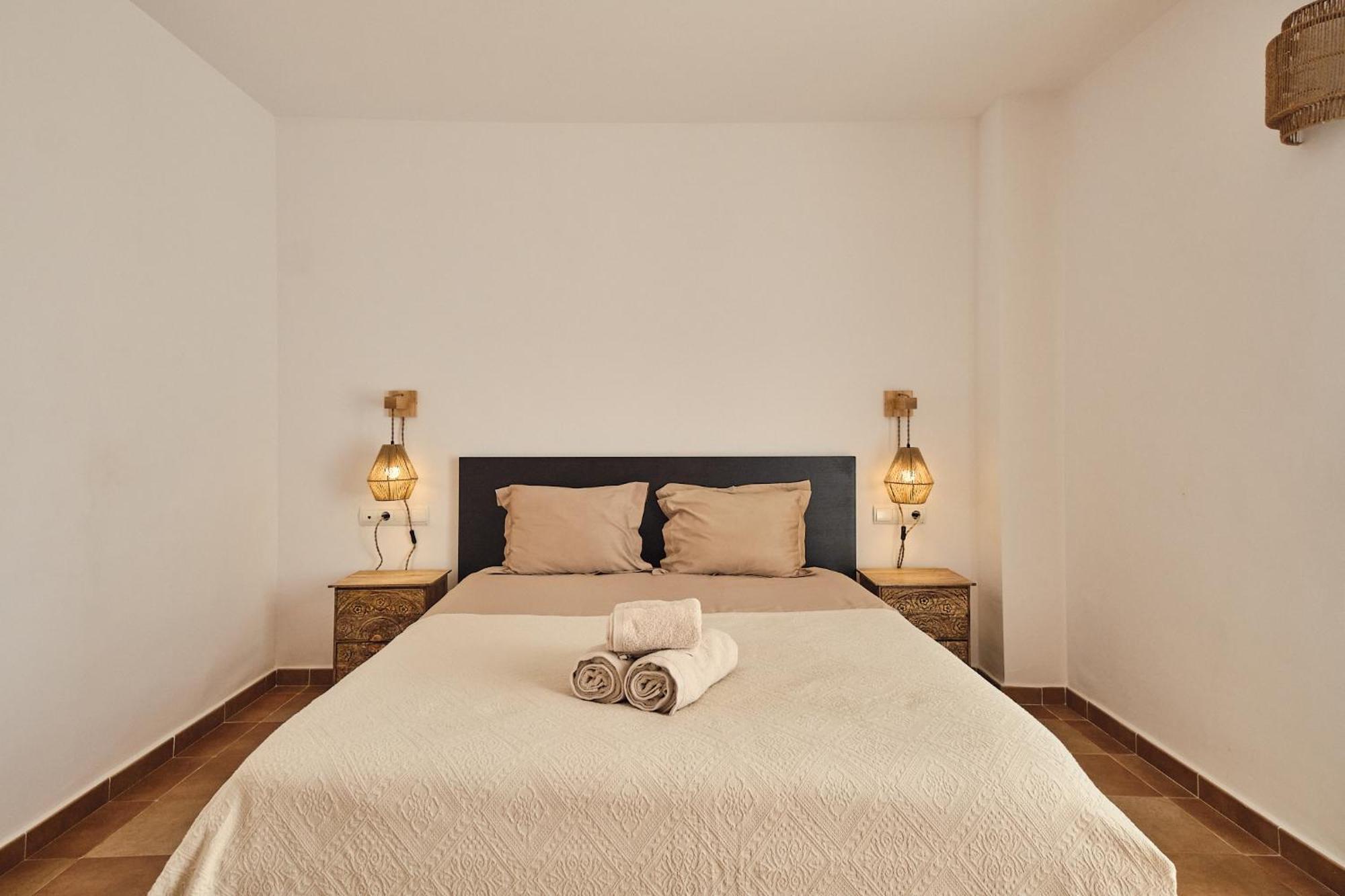 Luxe Met Privezwembad - Sant Antoni View - Oasis Villa *