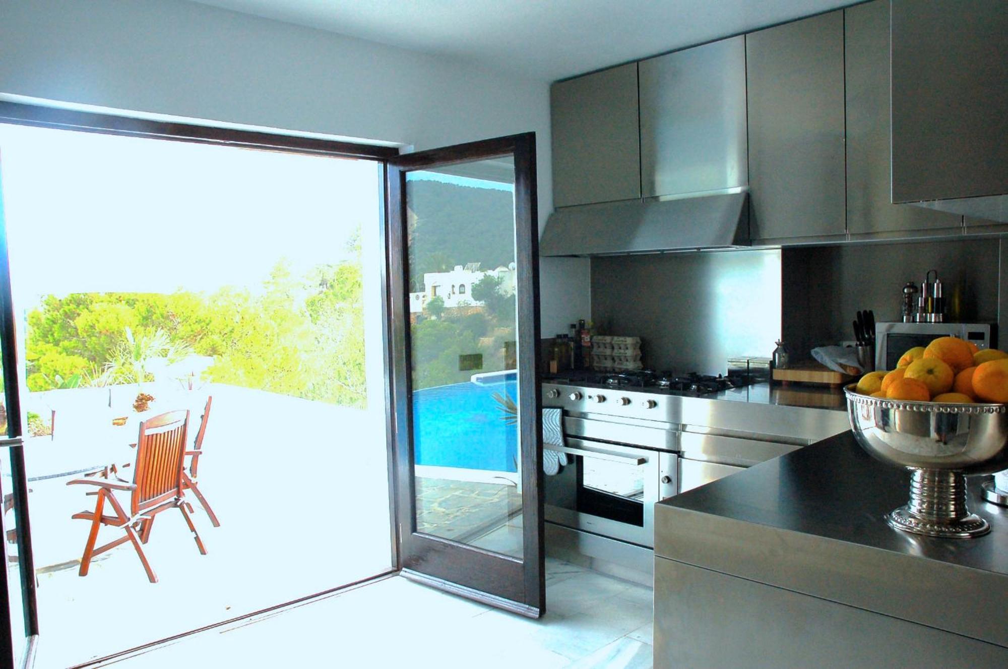Rica Ibiza Villa San José