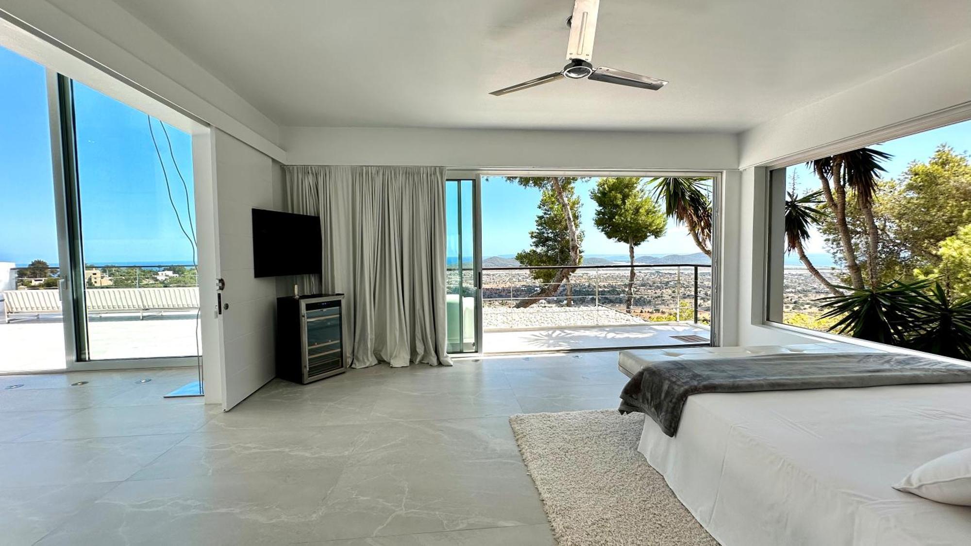 Roca Ibiza *