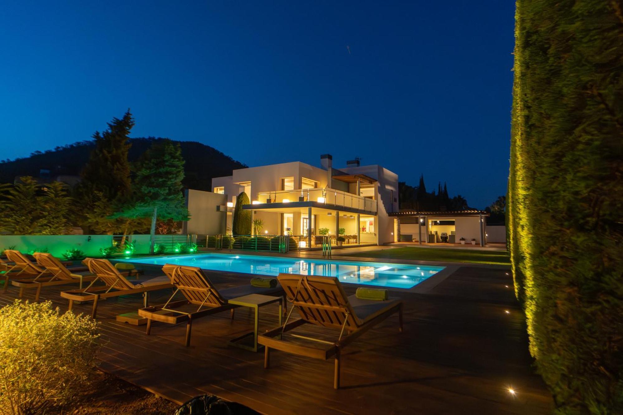 Purpura Panoramic Villa *