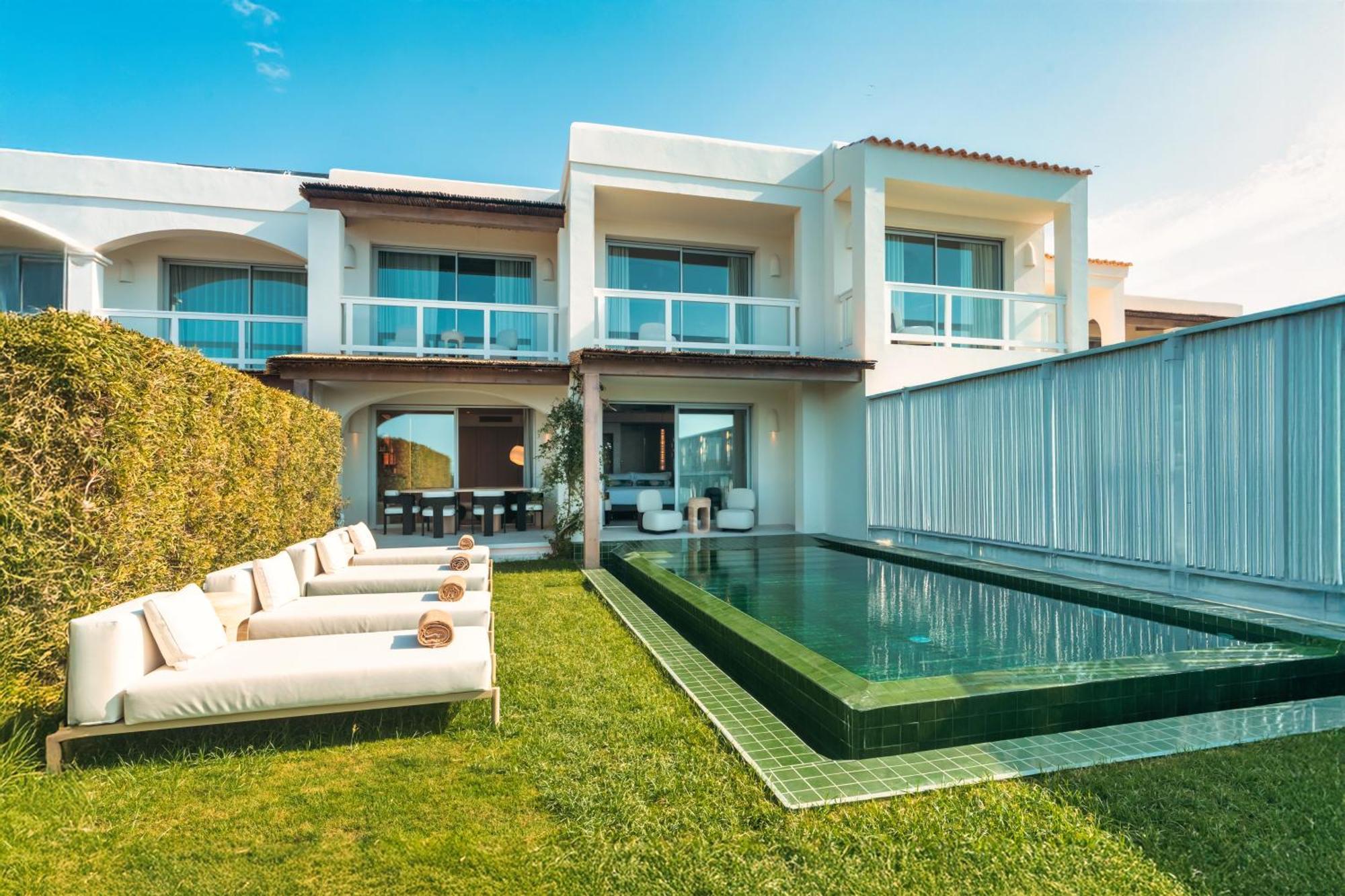 Hotel Destino Pacha Ibiza 5*