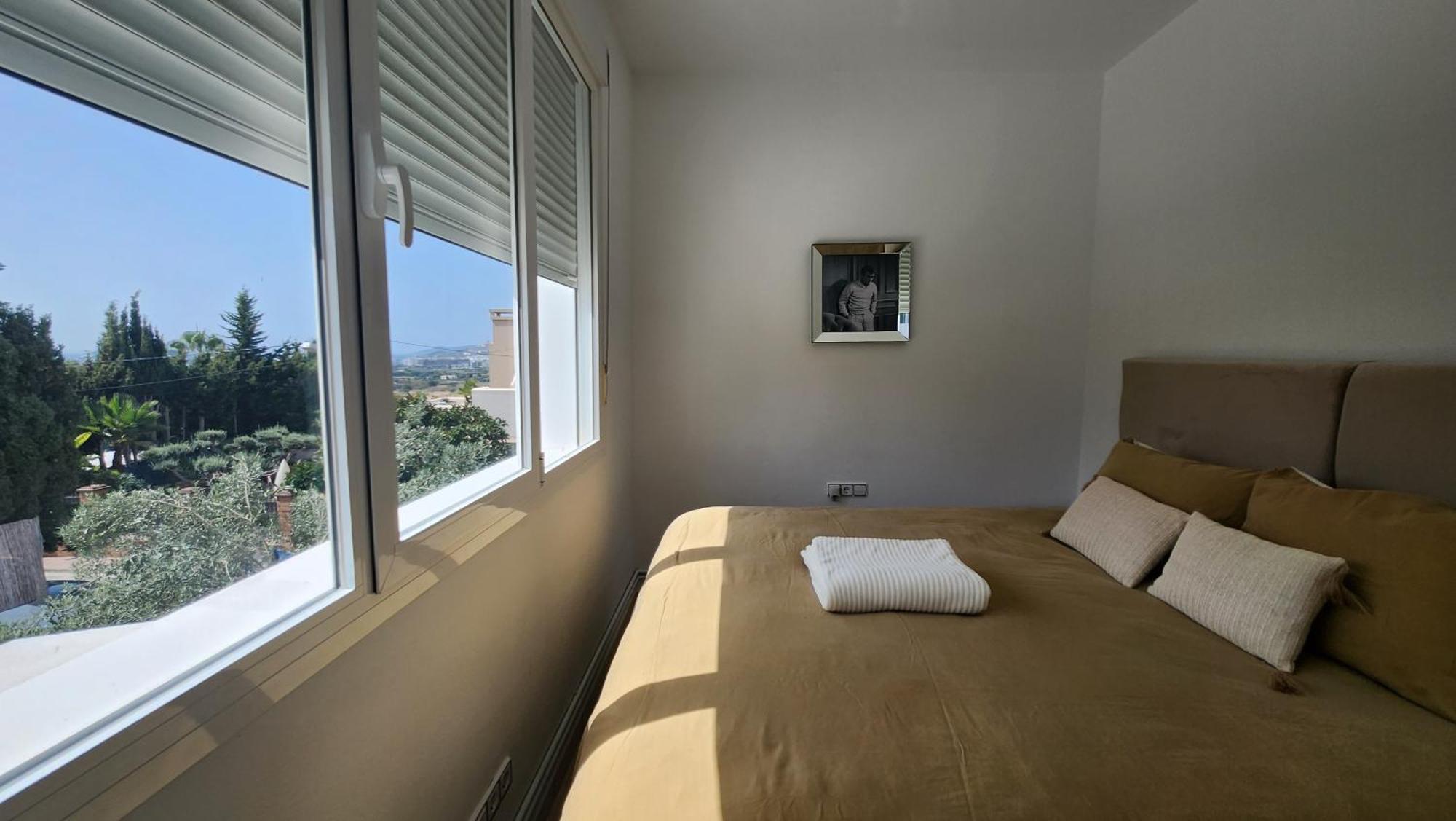 Ibiza Sunshine Hideaway Holiday home