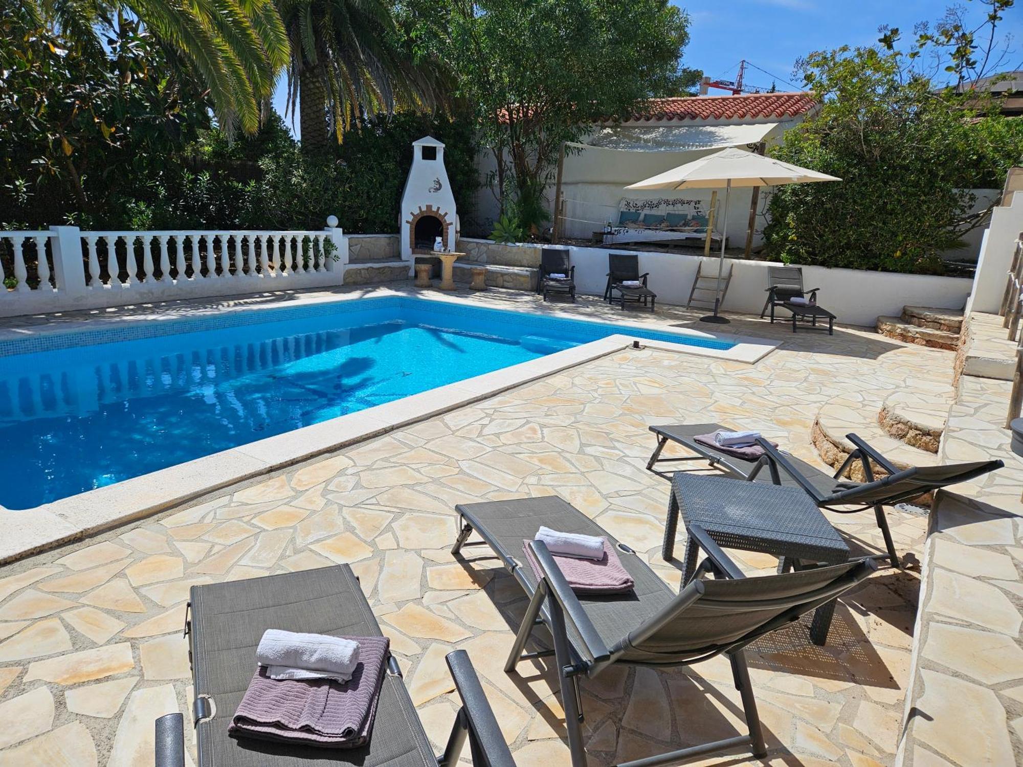 Private Mit Eigenem Pool Unter Palmen Casa de férias *