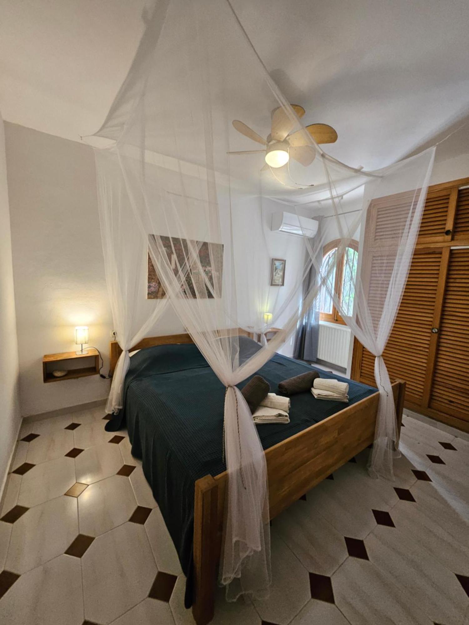 Private Mit Eigenem Pool Unter Palmen Casa de férias Cala Llena
