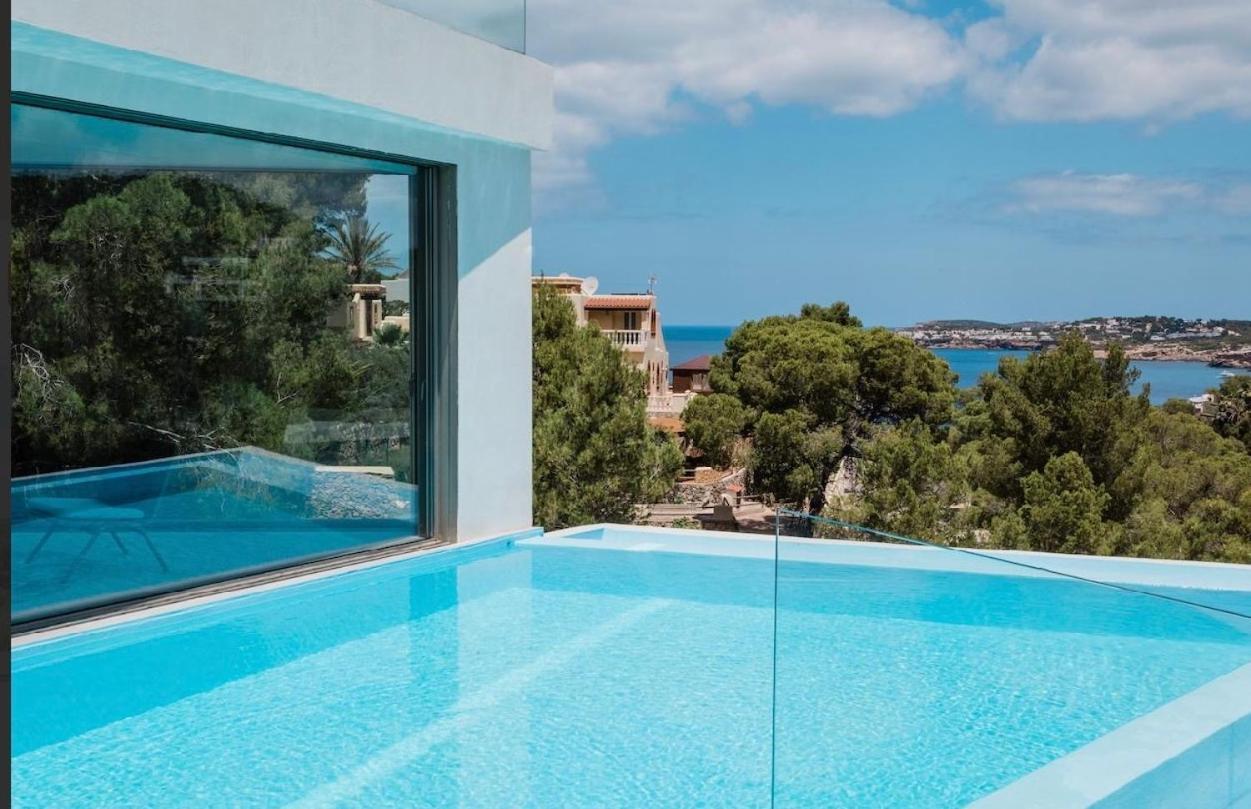 Villa Aura *