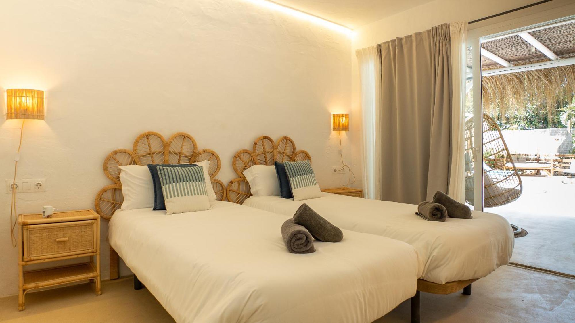 Clara Ibiza * Santa Eulalia del Río