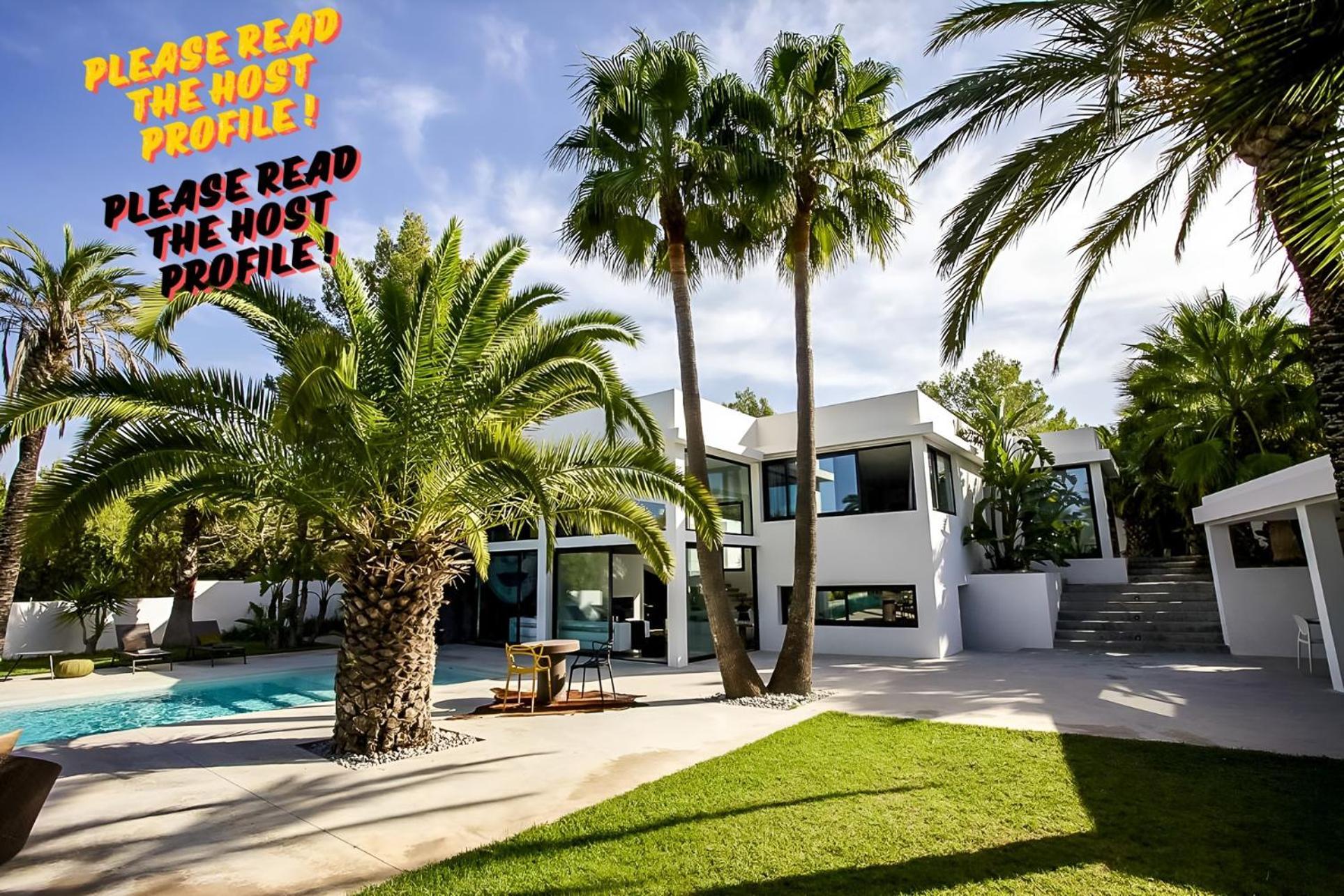 Luxuryy With Pool Ferienhaus