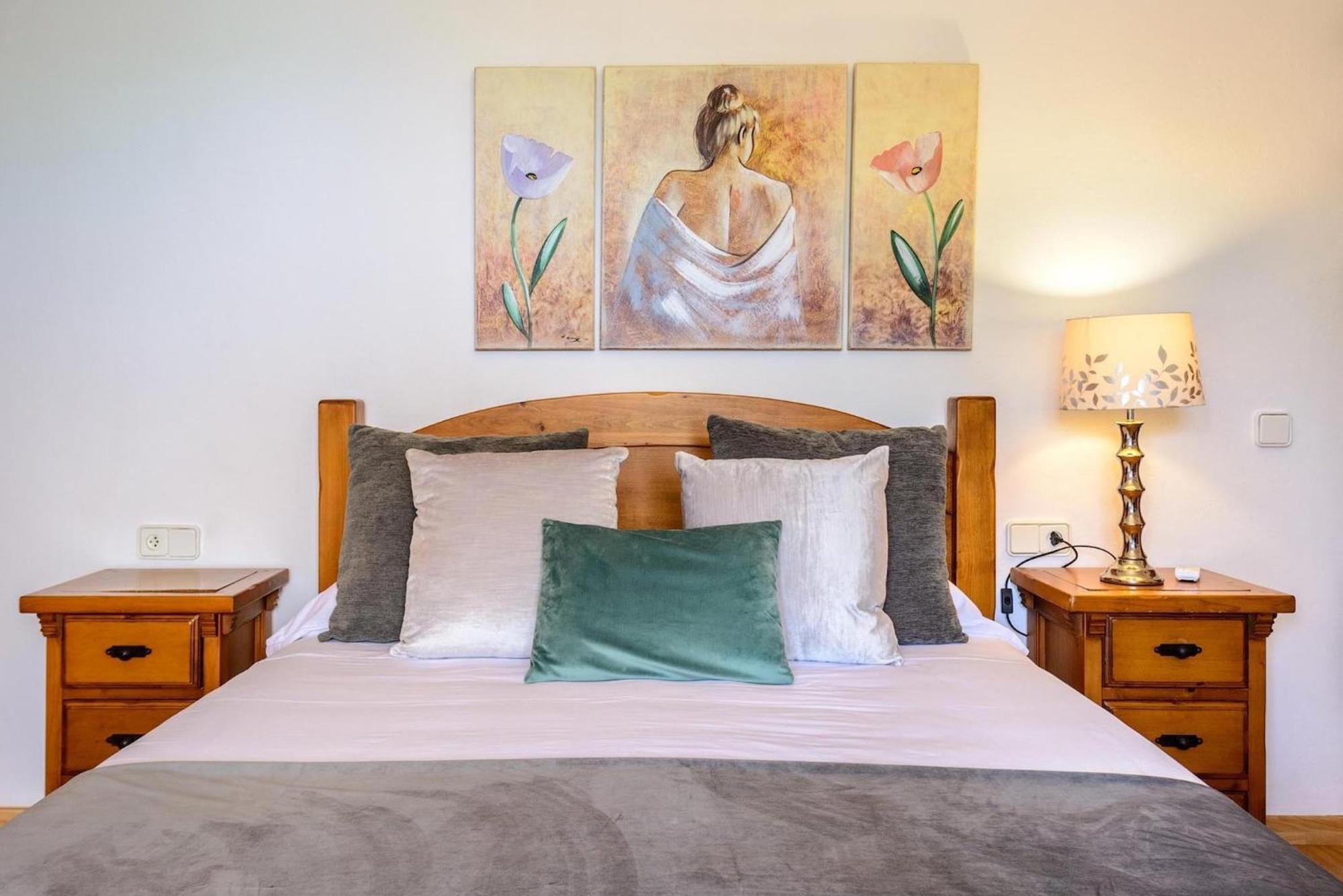 Delightful Ibiza Spectacular Mountain Views Jasmine 4 Bedrooms Ibiza Town San Rafael De Sa Creu