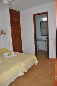 Club Cala Azul 3* Cala Llenya (Ibiza)