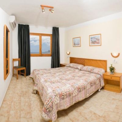 Aparthotel Bahia De San Antonio San Antonio (Ibiza)