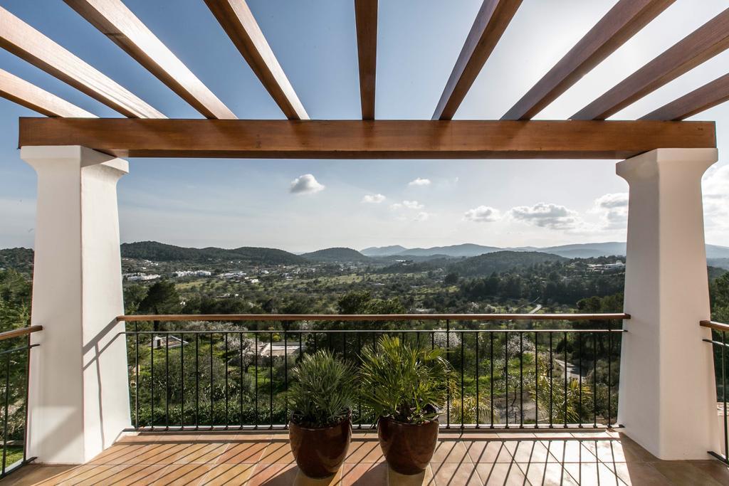 Holiday home Can Lloses De Dalt