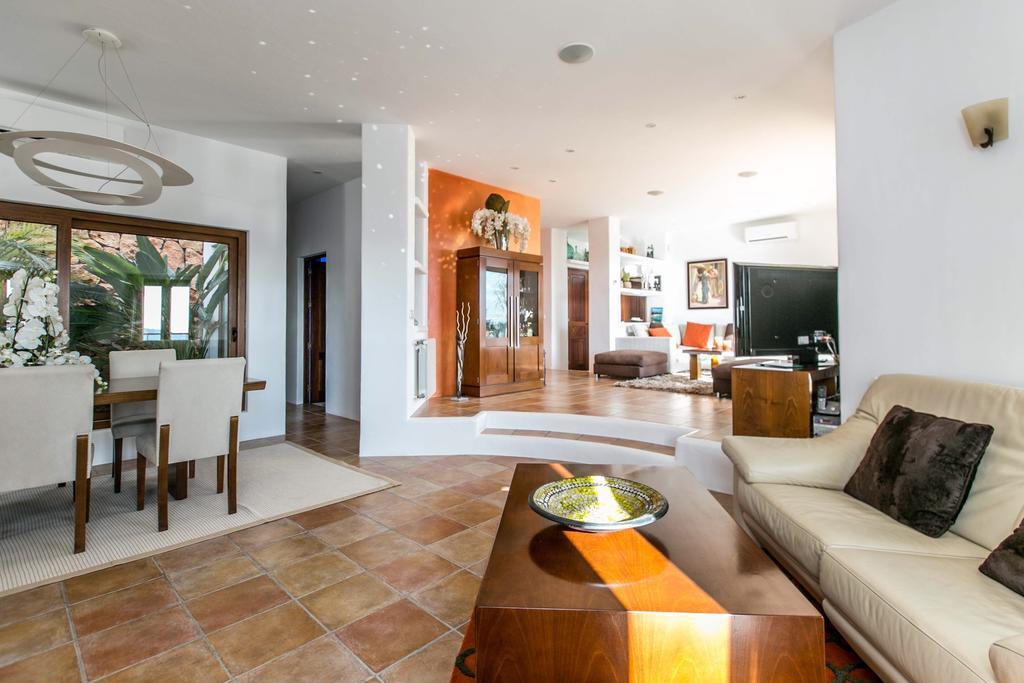 Holiday home Can Lloses De Dalt