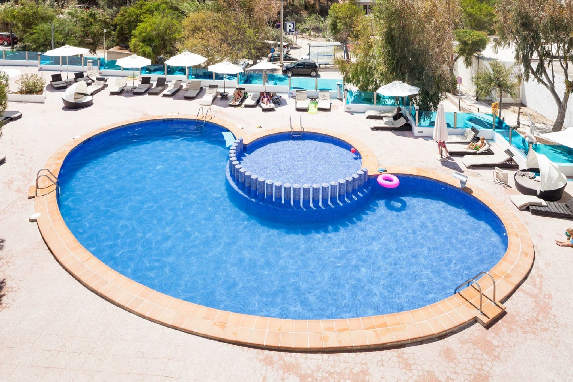 Aparthotel Puerto Cala Vadella