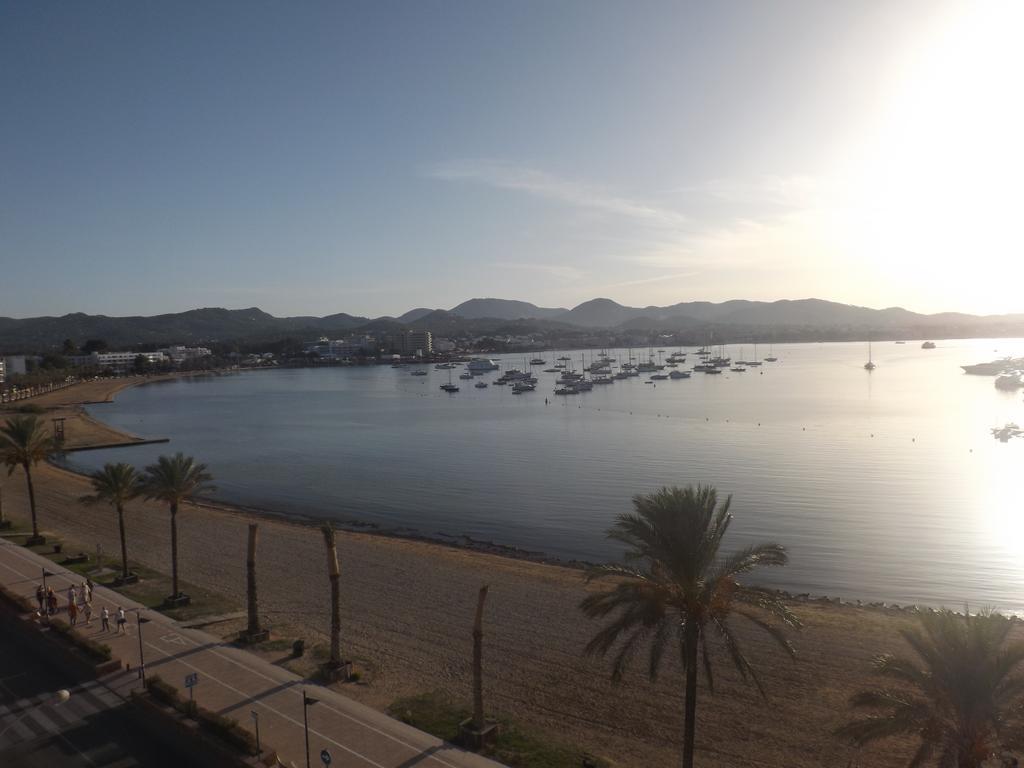 Premium Cafe Del Mar * San Antonio Abad