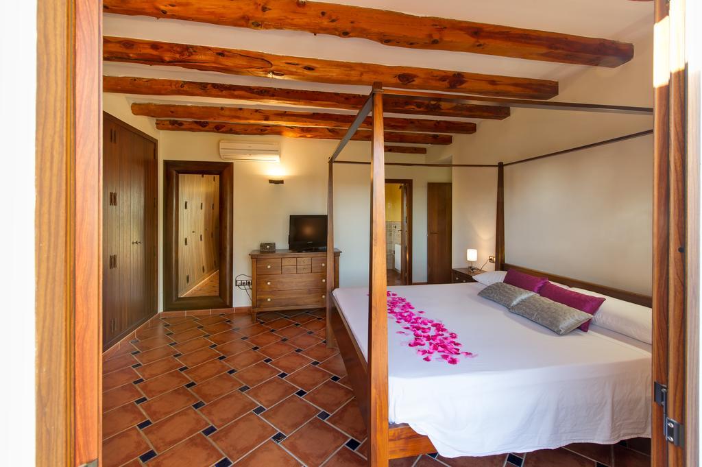 Casa Carla Holiday home Can Furnet
