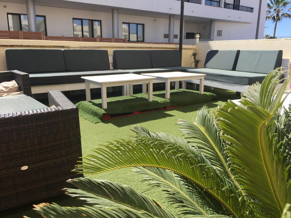 Aparthotel Bahia De San Antonio